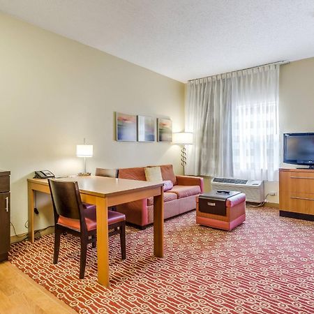 Towneplace Suites By Marriott Dallas Bedford Luaran gambar